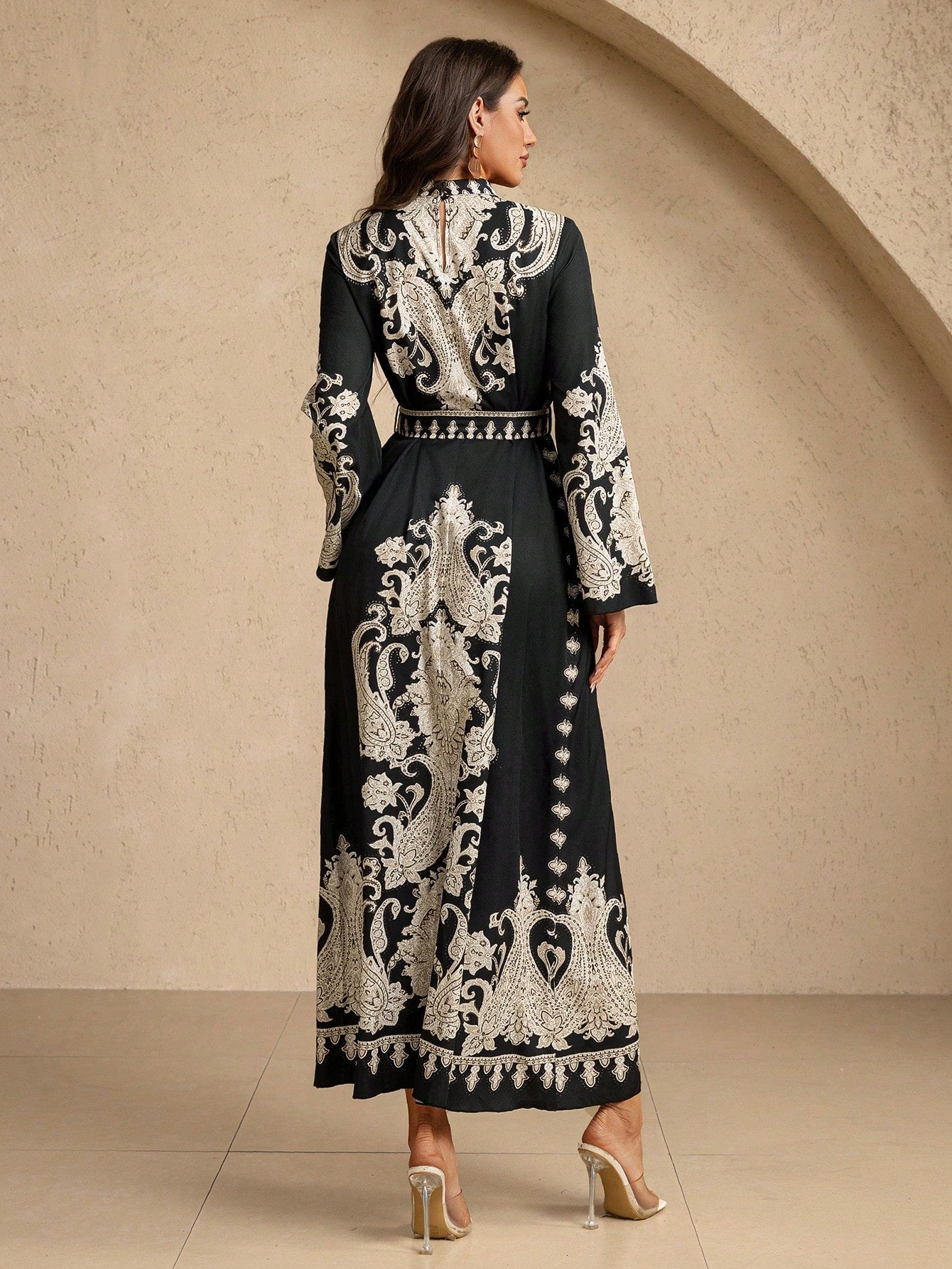 Elegantes Maxi-Kleid Damen – Festlich & Langarm mit Gürtel